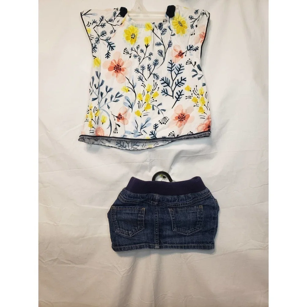 Genuine kids for OshKosh 2T outfit. Top and skirt. Top has stain